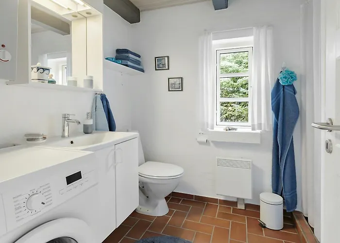 Natural Gem Between Heath And Dunes Nyaraló